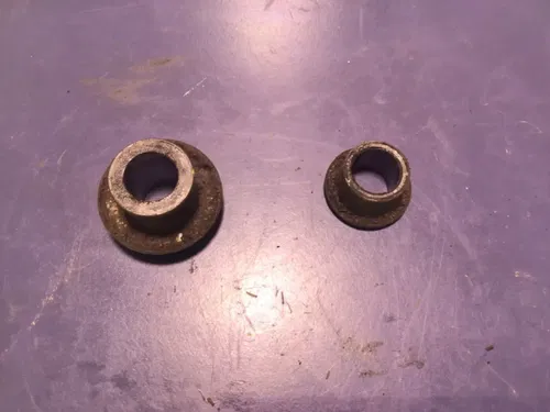 1990 SUZUKI RM125  FRONT AXLE SPACERs
