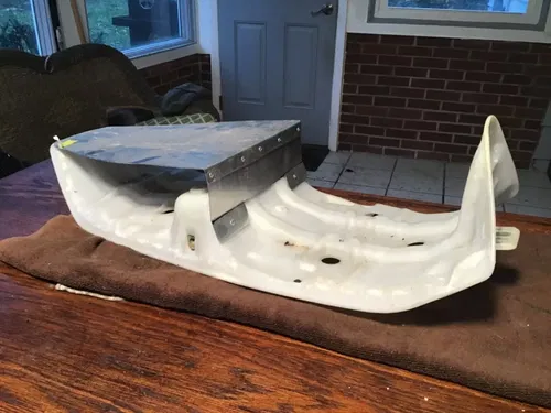 1986 Suzuki GSXR750 GSXR 750 seat pan