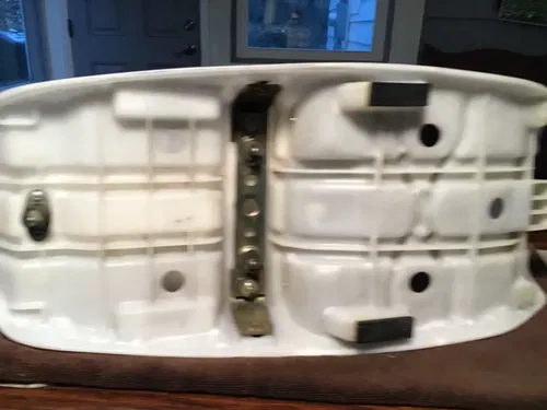 1986 Suzuki GSXR750 GSXR 750 seat pan