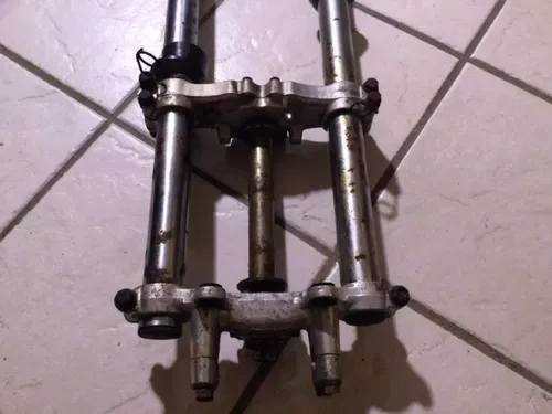 1978 SUZUKI SP370 SP 370 Front forks triple tree suspension