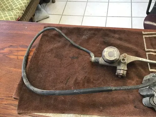 1982 Kawasaki KZ750M CSR Front brake caliper front brake reservoir