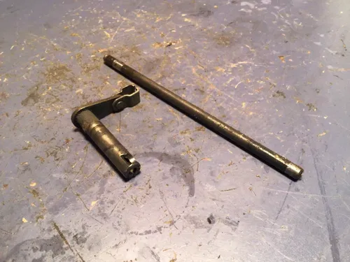 2007 HONDA CRF250R CLUTCH PUSH ROD Pivot arm