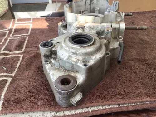 1994 YZ250 YAMAHA 1996  CRANKCASE 1 LEFT