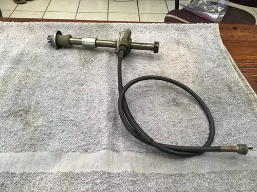 1975 Suzuki GT250 front axle front axle spacers speedo gear speedometer cable