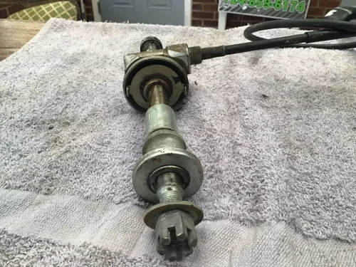 1975 Suzuki GT250 front axle front axle spacers speedo gear speedometer cable