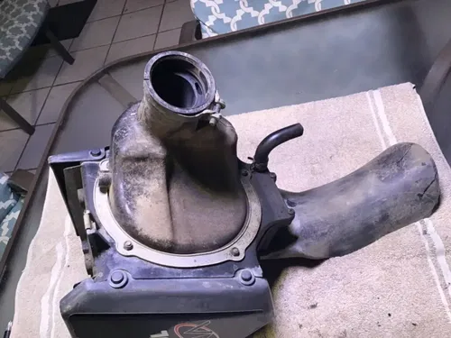 2001 Yamaha YZ250F air box airbox