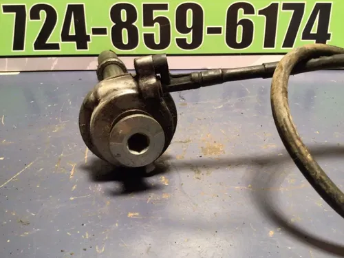 1999 Triumph Daytona 955i OEM Front Axle w/ spacers speedo gear cable