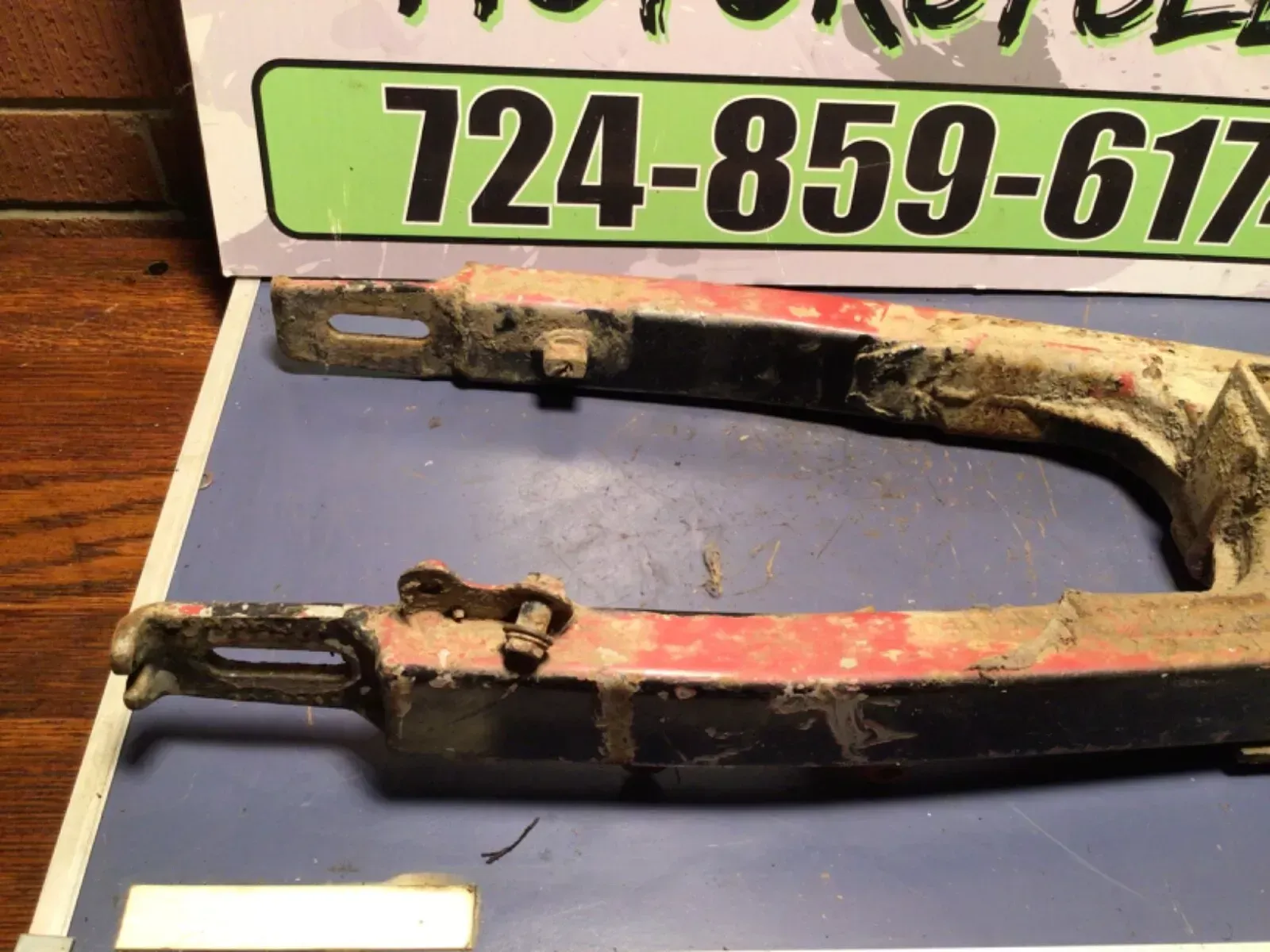 2004 HONDA CRF80 REAR SWING ARM CHAIN GUARD SWINGARM CRF 80 XR XR80 100