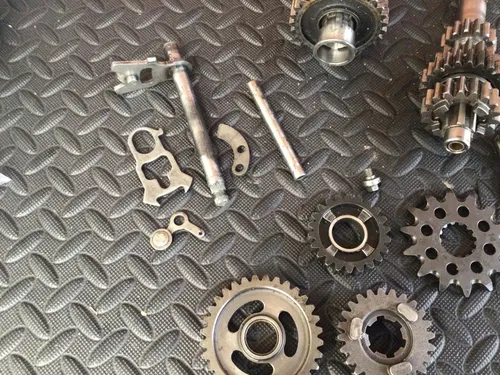 1990 Kawasaki KX250 OEM Transmission Shaft Input Output Gears Gearbox Tranny