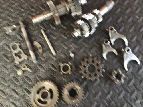 1990 Kawasaki KX250 OEM Transmission Shaft Input Output Gears Gearbox Tranny