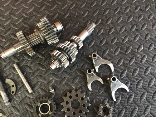1990 Kawasaki KX250 OEM Transmission Shaft Input Output Gears Gearbox Tranny