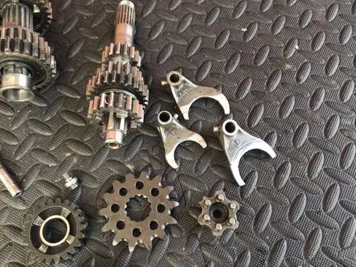 1990 Kawasaki KX250 OEM Transmission Shaft Input Output Gears Gearbox Tranny
