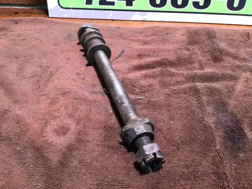 1974 HONDA XL 175 XL175 1976 rear axle/adjusters/spacers