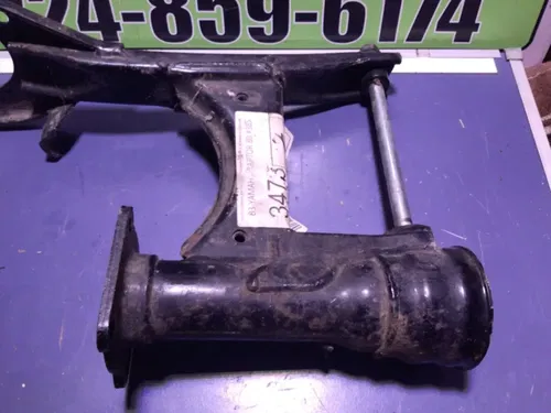 2007 YAMAHA RAPTOR 80 REAR SWINGARM BACK SUSPENSION SWING ARM bolt