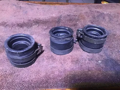 1974 - 1977  Suzuki GT 380 GT380 intake boots  manifolds