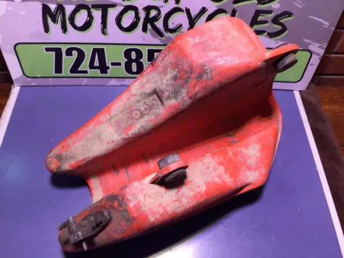 83 84 Honda CR80 CR 80 Gas Fuel Tank 17520-GC4-700 1983-1984
