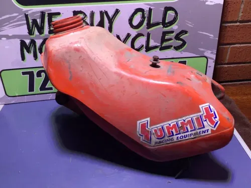 83 84 Honda CR80 CR 80 Gas Fuel Tank 17520-GC4-700 1983-1984