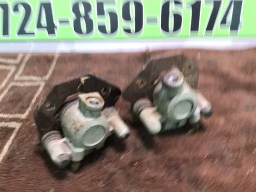 1986 SUZUKI QUADRUNNER 230 LT230E 2X4 OEM LEFT FRONT BRAKE CALIPER Calipers