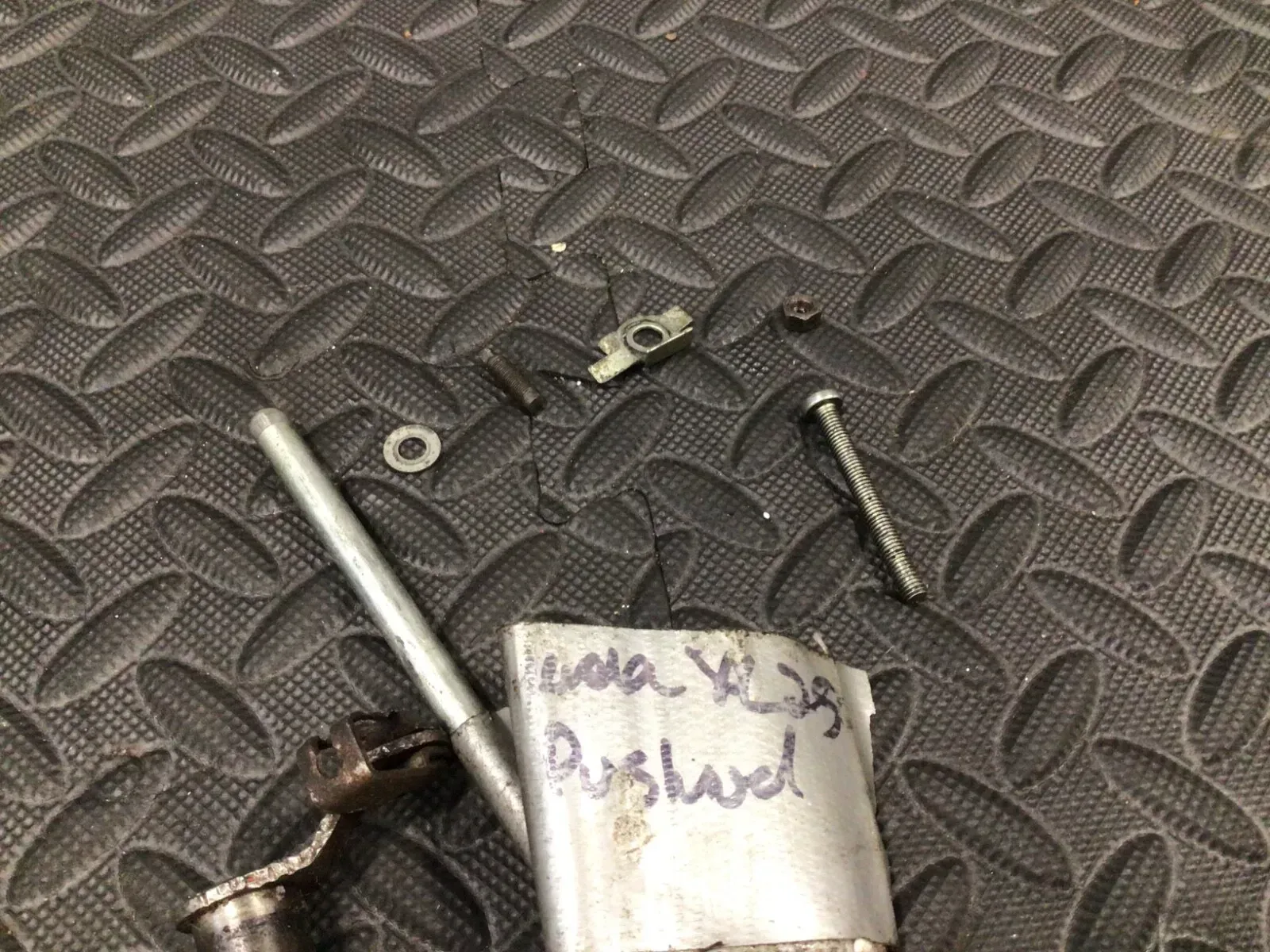 1976 Honda XL250 1976-78 XL350 Clutch pivot arm pushrod push rod