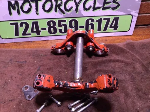 73 74 75 HONDA XL175 XL 175 TRIPLE TREE STEERING STEM 53200-362-000B