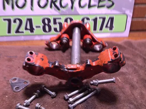 73 74 75 HONDA XL175 XL 175 TRIPLE TREE STEERING STEM 53200-362-000B