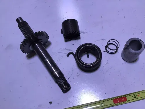 1982 Honda XL XR 80 Kick Starter Shaft Gear Engine Start Foot Kicker