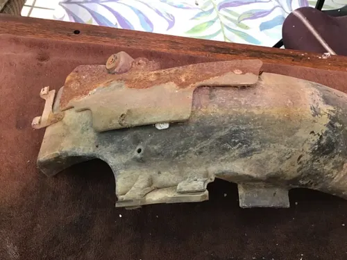 1983 Honda XR200 inner fender mud guard