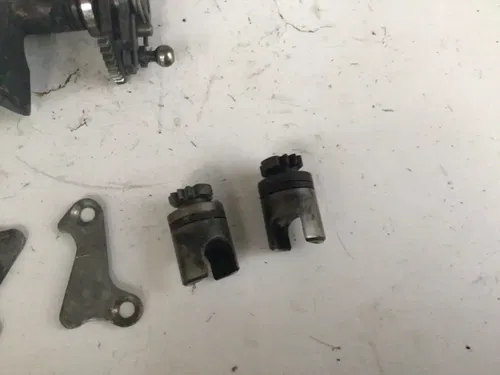95 KTM 250 EXC KTM 250EXC OEM CYLINDER VALVES EXHAUST POWER VALVES 54637020400