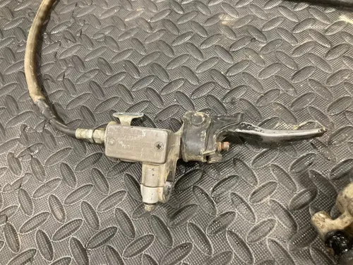 2003 03 SUZUKI RM 85 RM85 FRONT BRAKE CALIPER assembly master cylinder