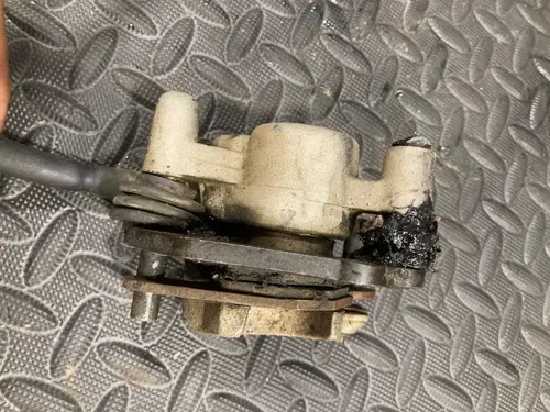 2003 03 SUZUKI RM 85 RM85 FRONT BRAKE CALIPER assembly master cylinder