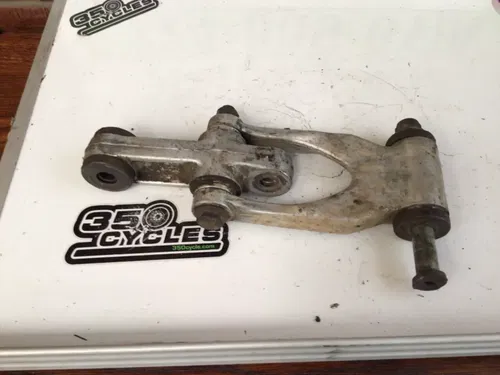 1995 SUZUKI RM 250 RM250 OEM REAR SHOCK LINKAGE SWINGARM LINKS