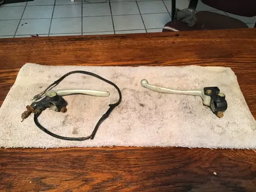1977 Kawasaki KZ400 KZ 400 OEM front brake lever perch clutch lever perch lever