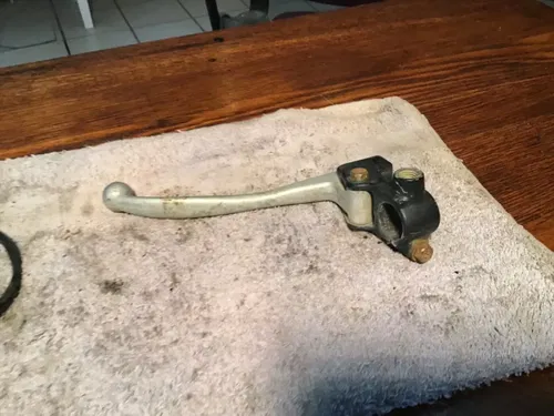 1977 Kawasaki KZ400 KZ 400 OEM front brake lever perch clutch lever perch lever
