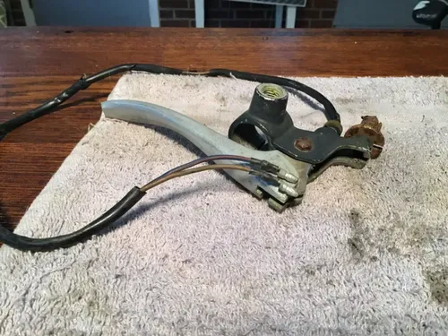 1977 Kawasaki KZ400 KZ 400 OEM front brake lever perch clutch lever perch lever