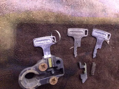 SL350 Ignition Key Switch Set Fork Lock CB350 CB450 CB750 CL450 (See Descript)