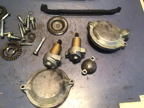 1981-1983 YAMAHA VIRAGO XV 750 TIMING CHAIN TENSIONER GUIDE SLIDER Gears Covers