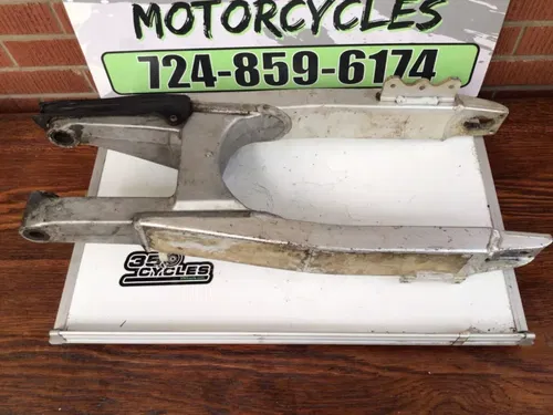 1992 - 1995 Suzuki RM125 RM 125 RM250 250 Rear Swingarm Swing Arm Frame Mount