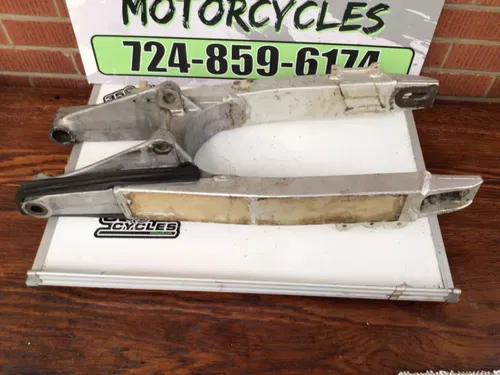 1992 - 1995 Suzuki RM125 RM 125 RM250 250 Rear Swingarm Swing Arm Frame Mount