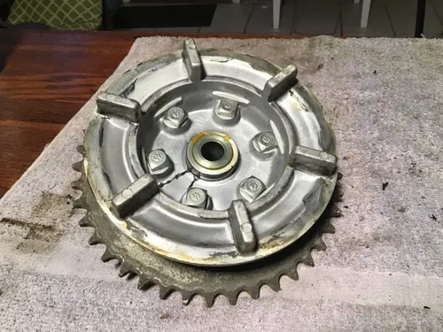 1975 Suzuki GT250 rear sprocket hub rear wheel hub