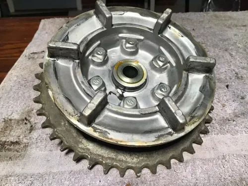 1975 Suzuki GT250 rear sprocket hub rear wheel hub