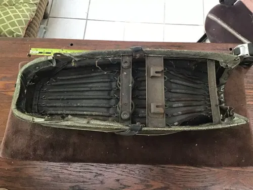 1965 Honda 160 CB160 CL160  Super Sport seat saddle