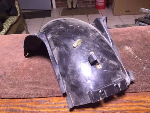 1984 1985 1986 1987 Honda GL1200 Goldwing Aspencade Inner Rear Fender Cover
