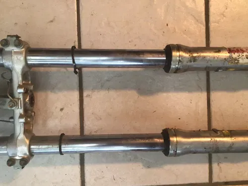 1987 Honda XL600 R OEM Showa Front Forks Right Left Suspension Dampers triple