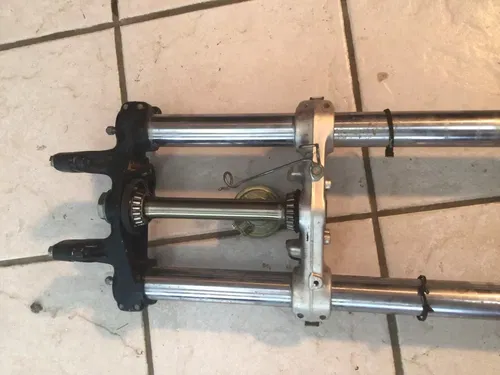 1987 Honda XL600 R OEM Showa Front Forks Right Left Suspension Dampers triple