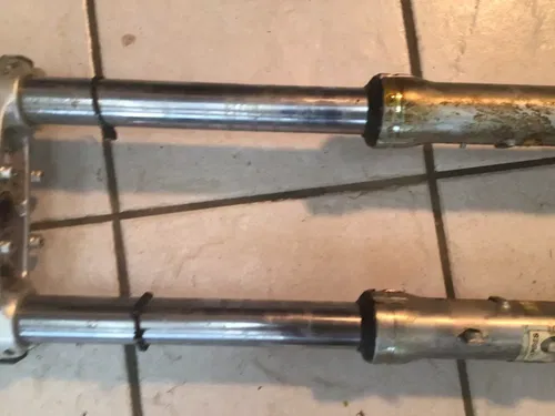 1987 Honda XL600 R OEM Showa Front Forks Right Left Suspension Dampers triple