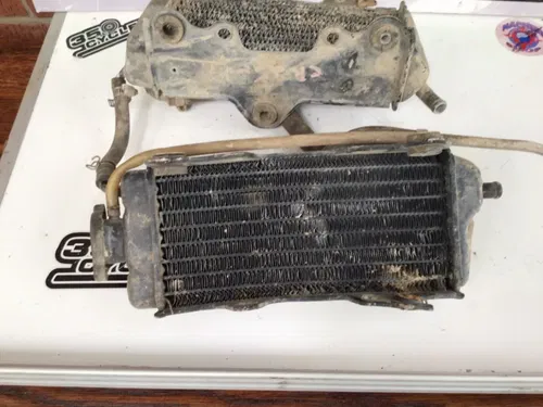 1988 Honda CR125 Radiators And Hoses Left Right Honda CR125R Radiators