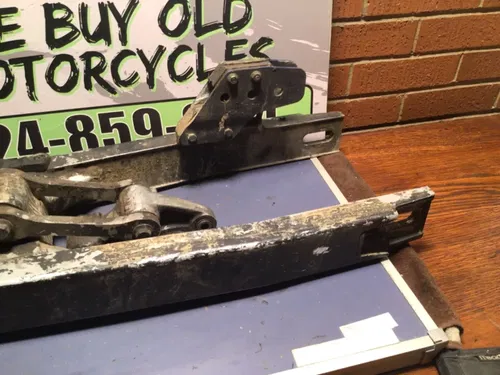 1989 89 Kawasaki KX250 KX 250 125 Rear Swingarm Swing Arm Pivot Suspension