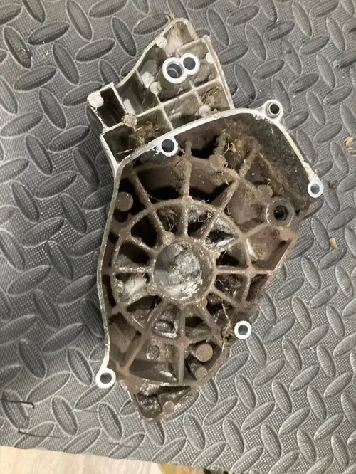 YAMAHA 92-98 SECA II 600 92-95 XJ600S SPROCKET COVER 4BR-15411-01-00 R5.BX25
