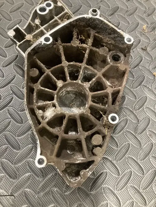 YAMAHA 92-98 SECA II 600 92-95 XJ600S SPROCKET COVER 4BR-15411-01-00 R5.BX25