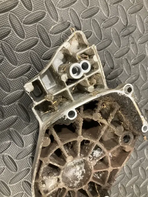 YAMAHA 92-98 SECA II 600 92-95 XJ600S SPROCKET COVER 4BR-15411-01-00 R5.BX25